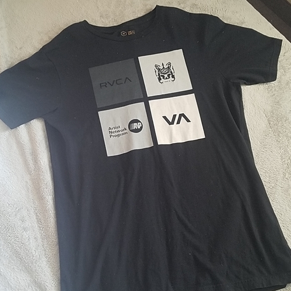 RVCA Other - RVCA logos t shirt size M